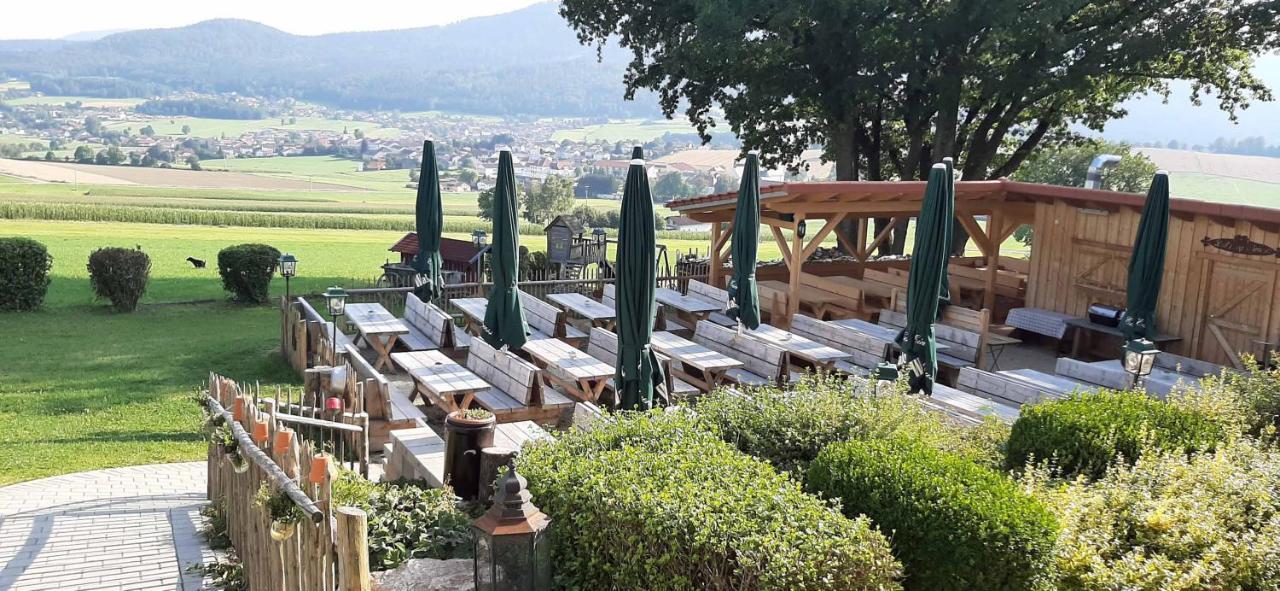 Gasthof Zum Wirt Ferienwohnung Hohenbogenblick Neukirchen beim Heiligen Blut Buitenkant foto